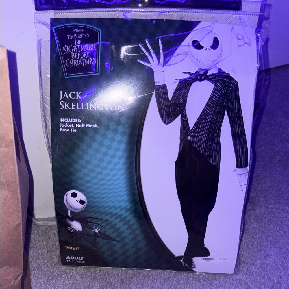 Men’s Jack Skellington costume, Black and White